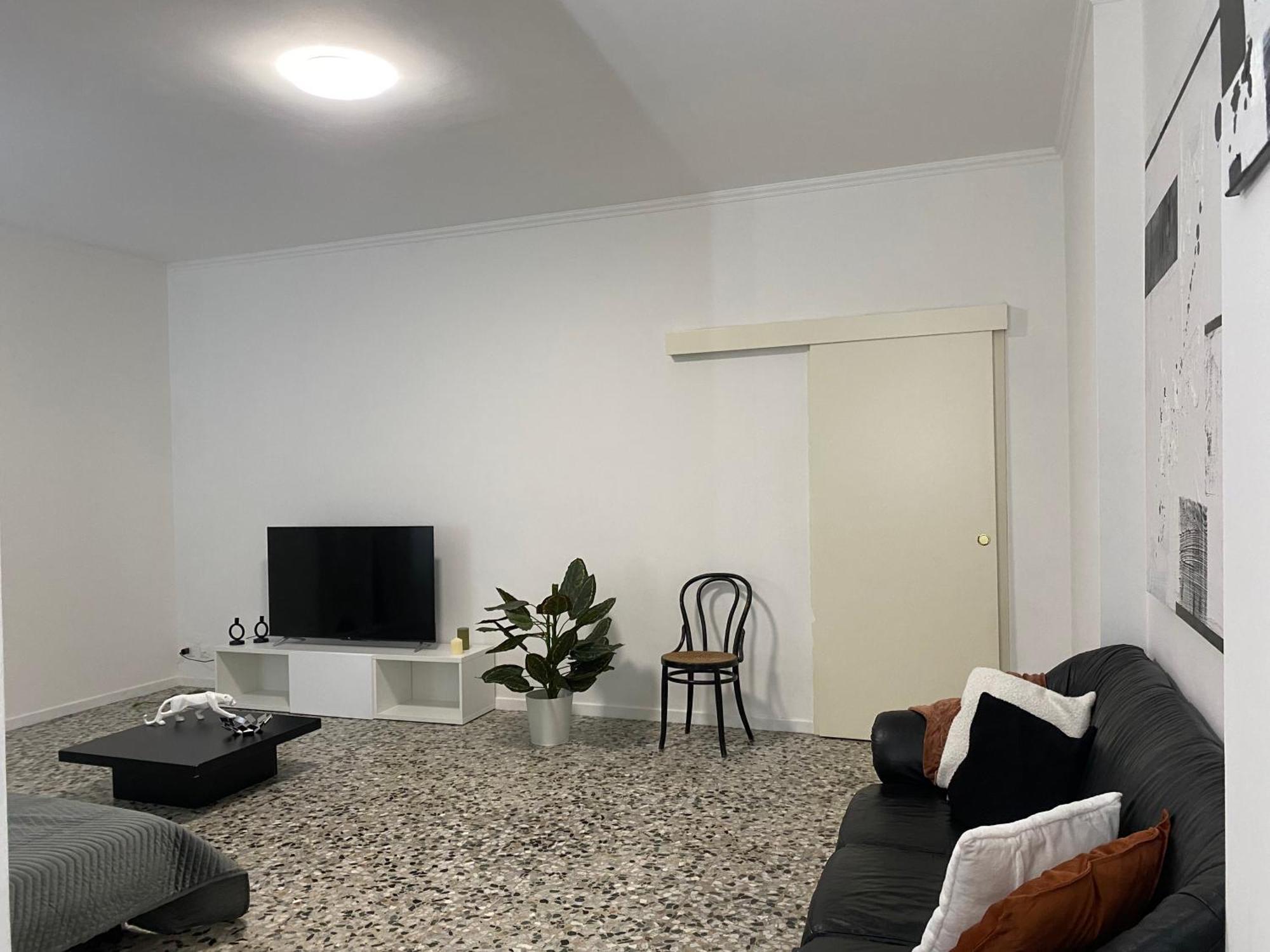 Short Stay Pavia Nuovo In Citta Esterno foto